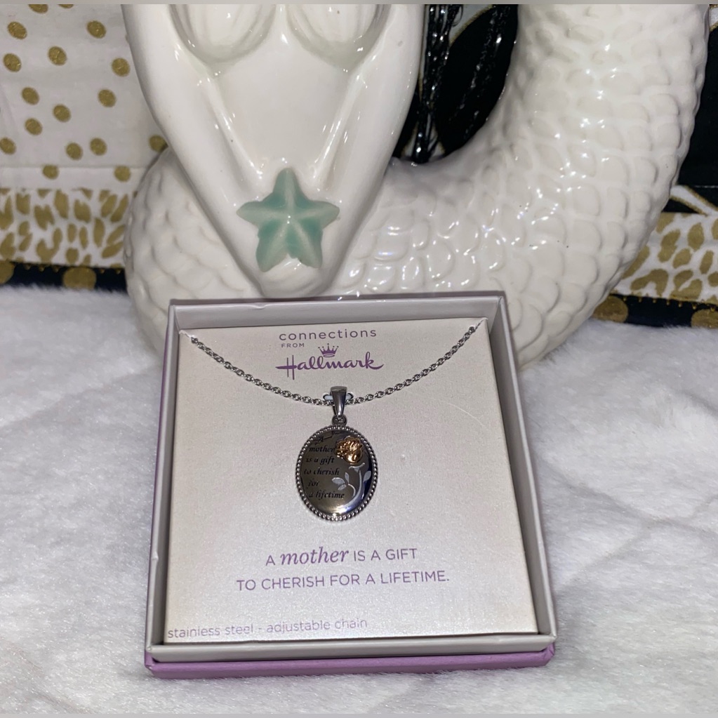 Hallmark Stainless Steel Mother Necklace 22$